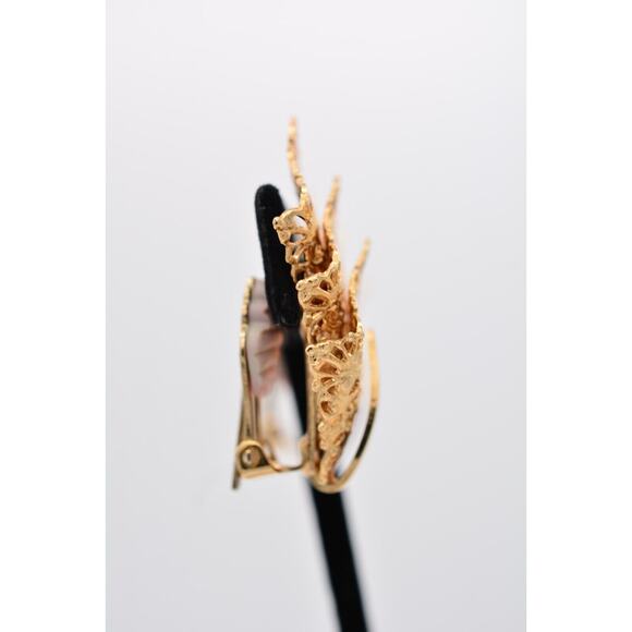 Sarah Cov Vintage Clip Earrings Gold Tone Filigree Metal Chunky Silgned BinAK - Picture 8 of 12